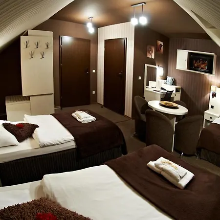 Apart A2 Poznan - 24H - Self Check-In - Free Parking Exterior photo
